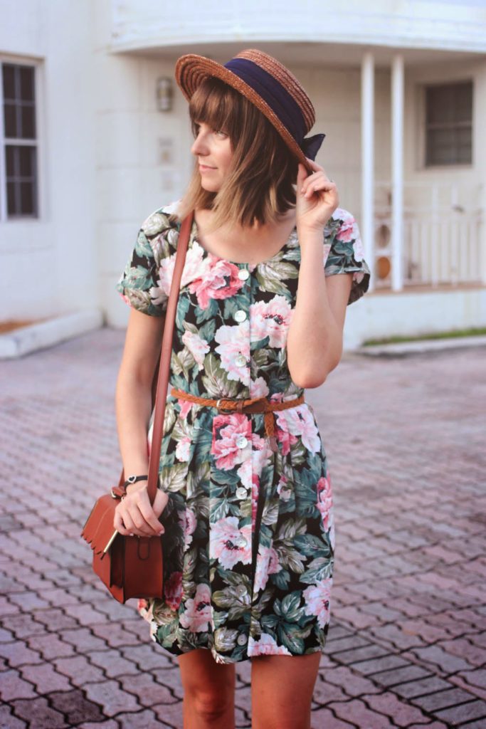 vintage floral dress, nyc vintage blog, summer straw hat, ASOS bag