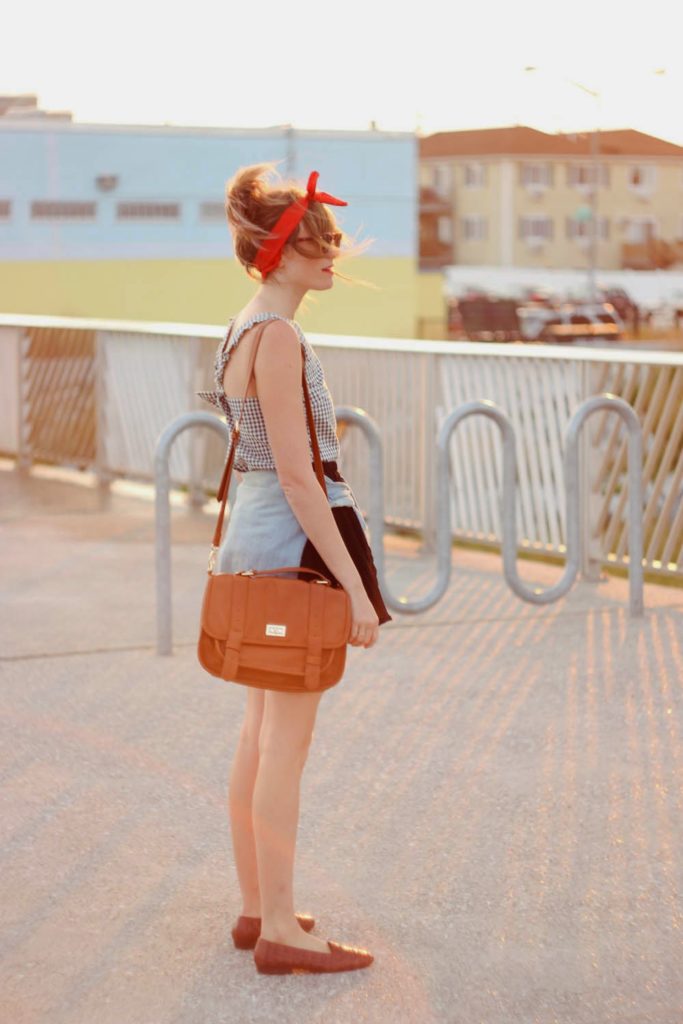 bow back shirt, forever 21 black skirt, nyc vintage blog, rockaway beach