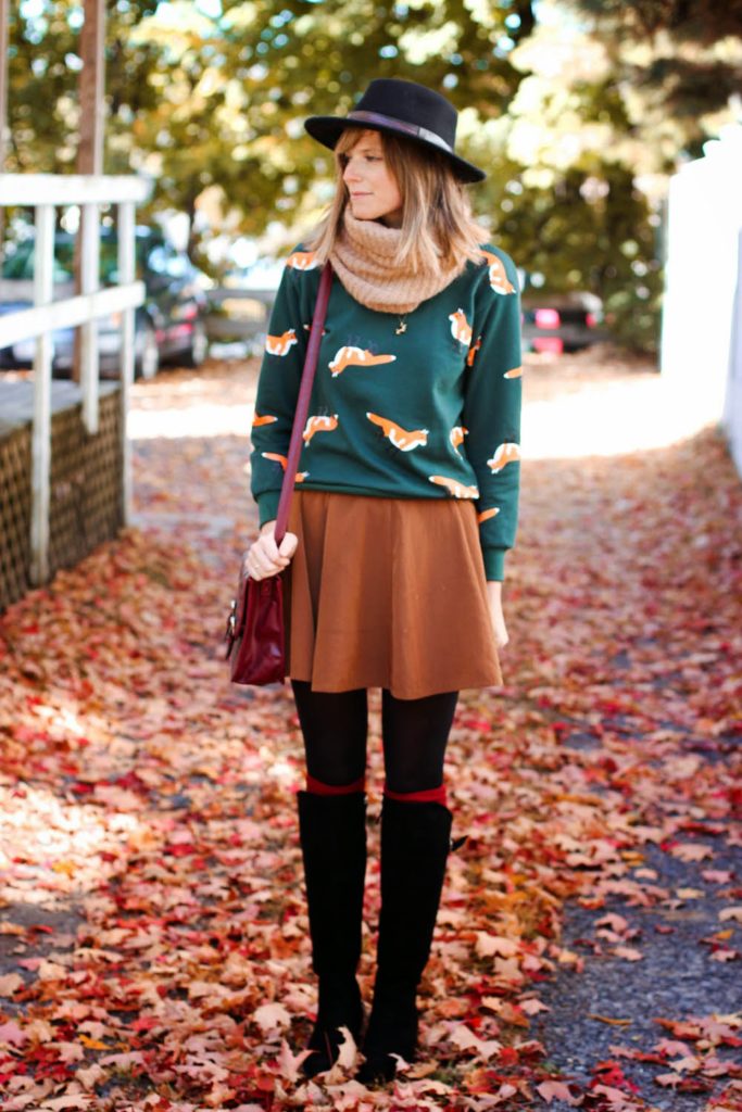 nyc vintage blog, vintage blog, nyc vintage fashion blog, foxes sweater, forever 21 circle skirt, fall style post