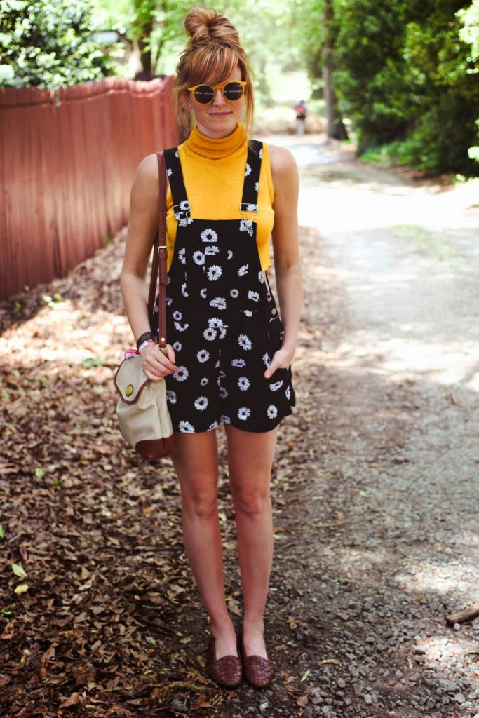 nyc fashion blog, nyc fashion bloggers, floral overalls, festival style, shaky knees festival