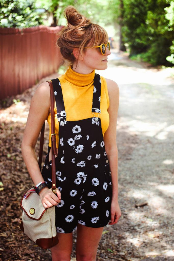 nyc fashion blog, nyc fashion bloggers, floral overalls, festival style, shaky knees festival