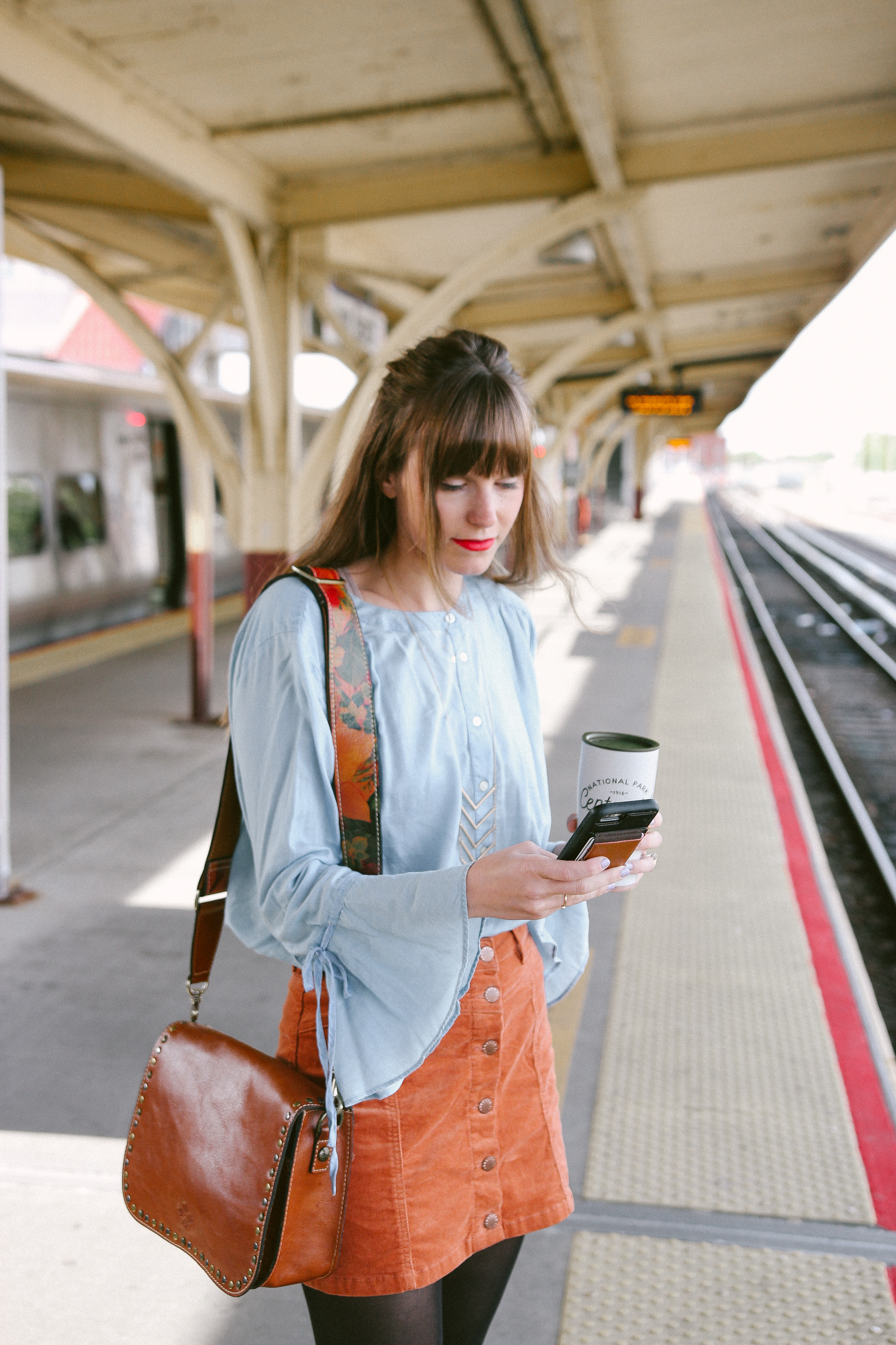 forever 21 corduroy skirt, loft bell sleeve top, lirr, morning commute with uber, train station fashion